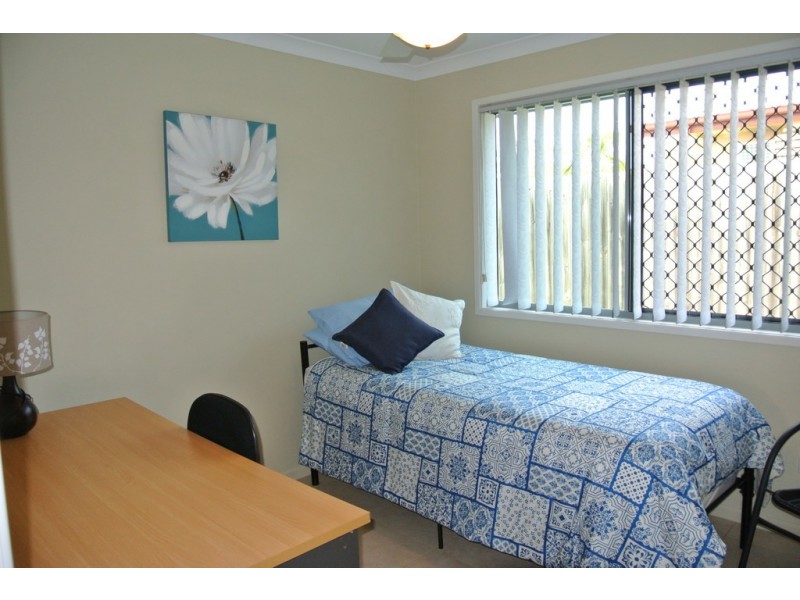 64 Gympie Road, Tin Can Bay QLD 4580