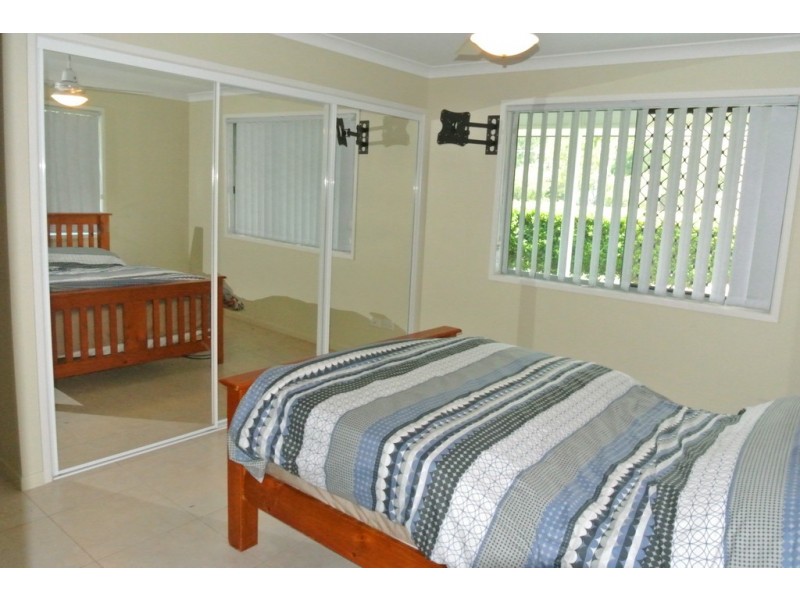64 Gympie Road, Tin Can Bay QLD 4580