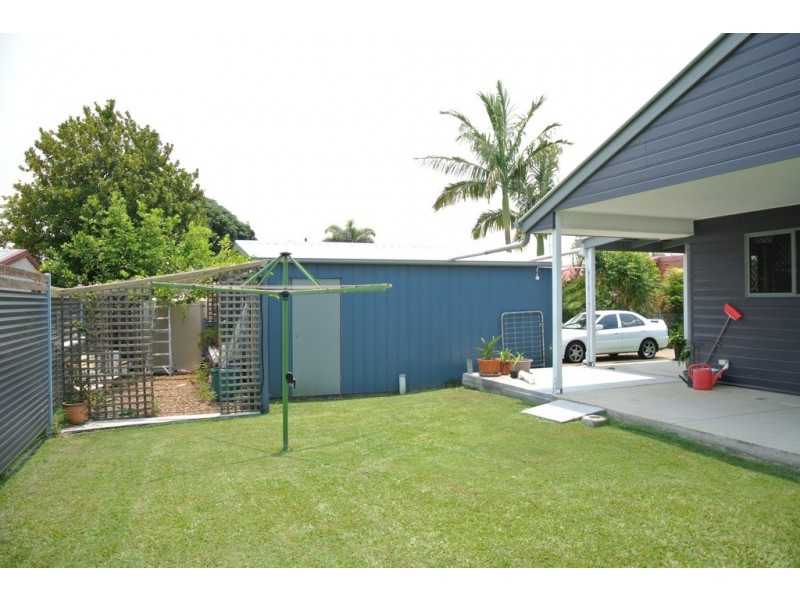 64 Gympie Road, Tin Can Bay QLD 4580