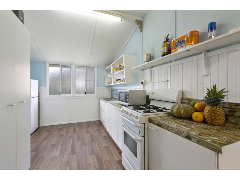 38 Bass Street, Tin Can Bay QLD 4580