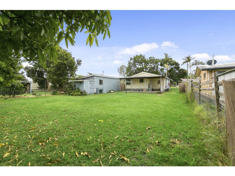 38 Bass Street, Tin Can Bay QLD 4580