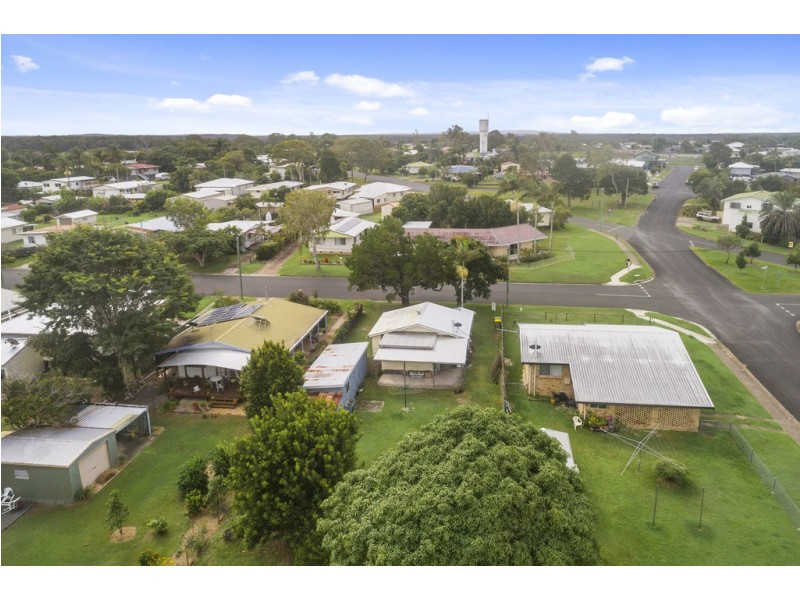 38 Bass Street, Tin Can Bay QLD 4580
