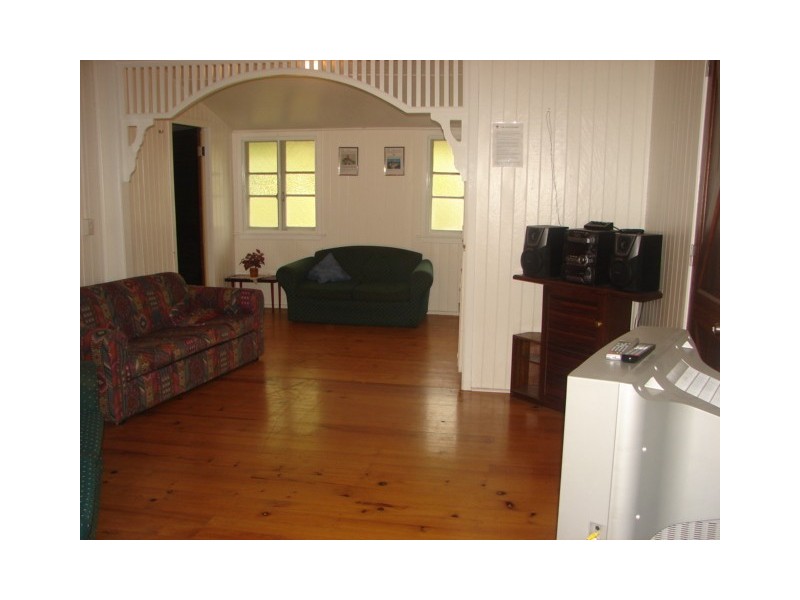 9 Buchanan Avenue, Tin Can Bay QLD 4580