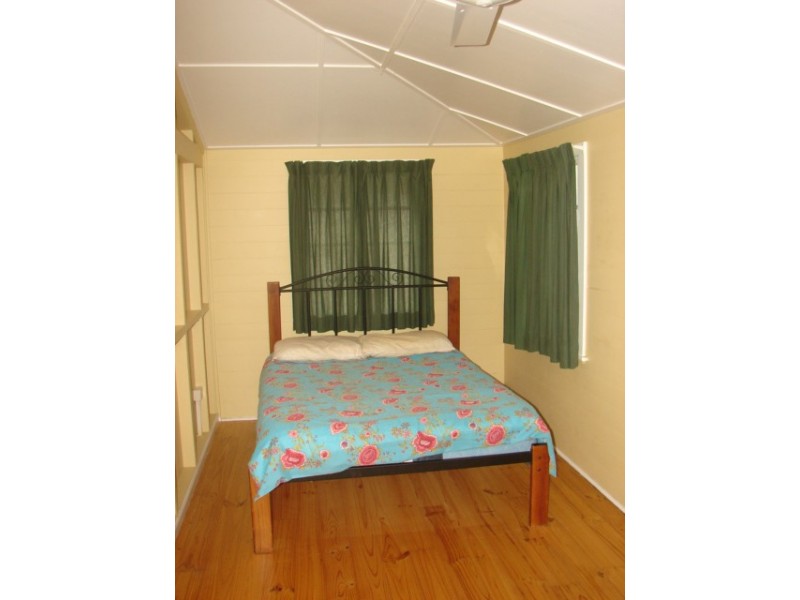 9 Buchanan Avenue, Tin Can Bay QLD 4580