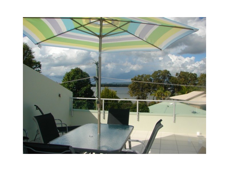 2/6 Gympie Road, Tin Can Bay QLD 4580