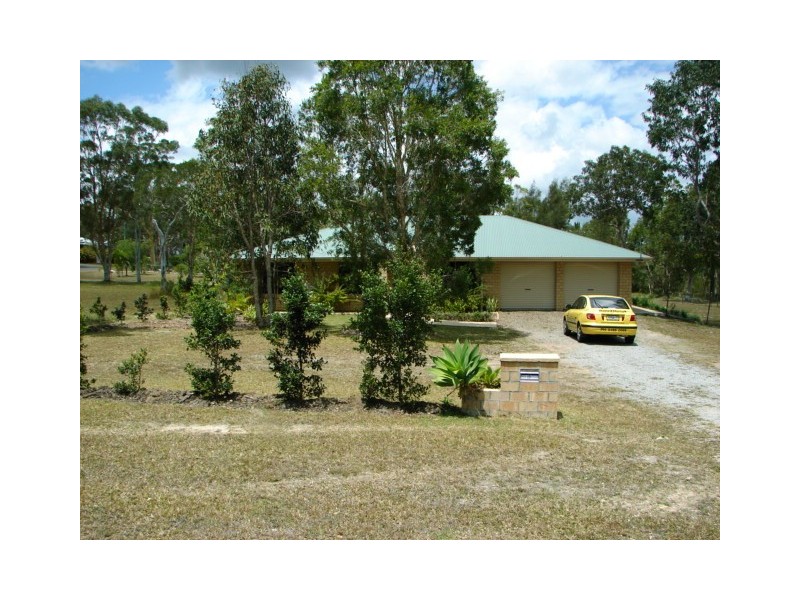19 Endeavour Drive, Cooloola Cove QLD 4580
