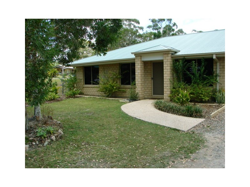 19 Endeavour Drive, Cooloola Cove QLD 4580