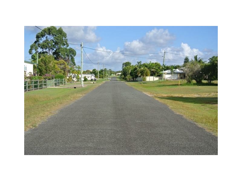 32 Santa Maria Court, Cooloola Cove QLD 4580