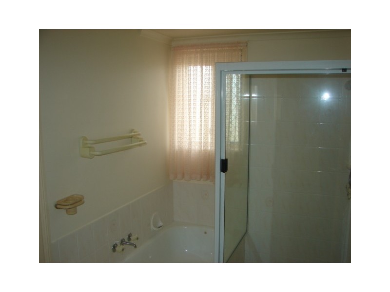 24 Marco Polo Drive, Cooloola Cove QLD 4580