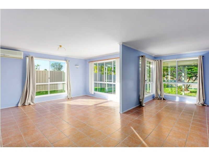 20 Mauretania Ave, Cooloola Cove QLD 4580