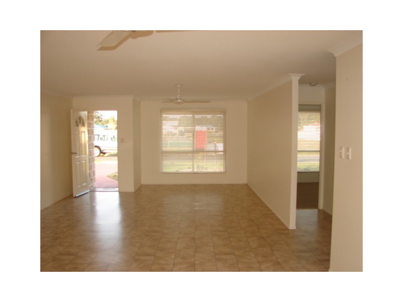 12 Kanimbla Ave, Cooloola Cove QLD 4580