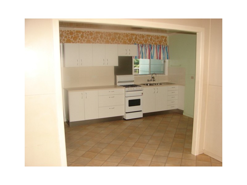 20 Tailor Street, Tin Can Bay QLD 4580