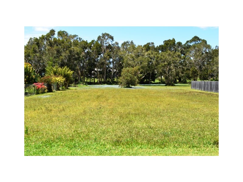 129 Golden Hind Avenue, Cooloola Cove QLD 4580