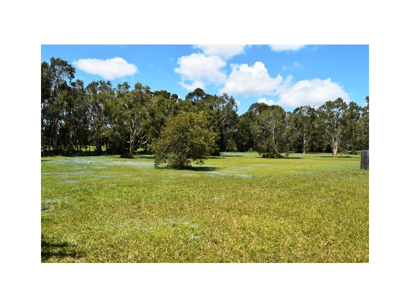 129 Golden Hind Avenue, Cooloola Cove QLD 4580