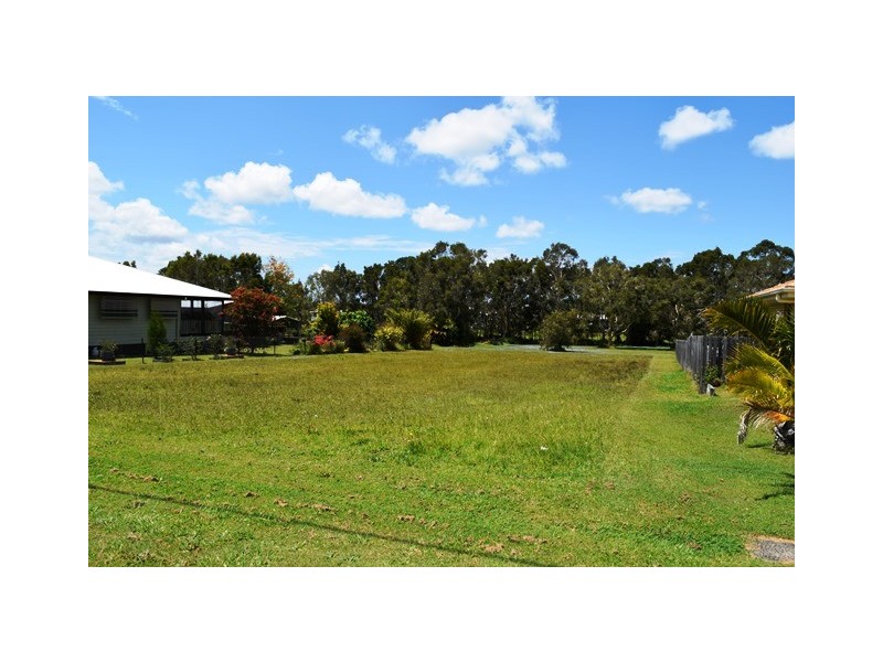 129 Golden Hind Avenue, Cooloola Cove QLD 4580