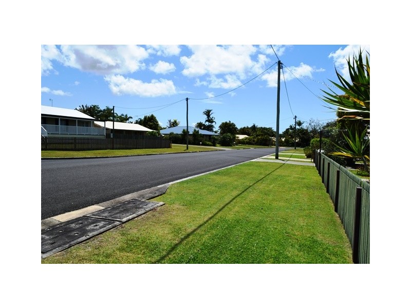 129 Golden Hind Avenue, Cooloola Cove QLD 4580