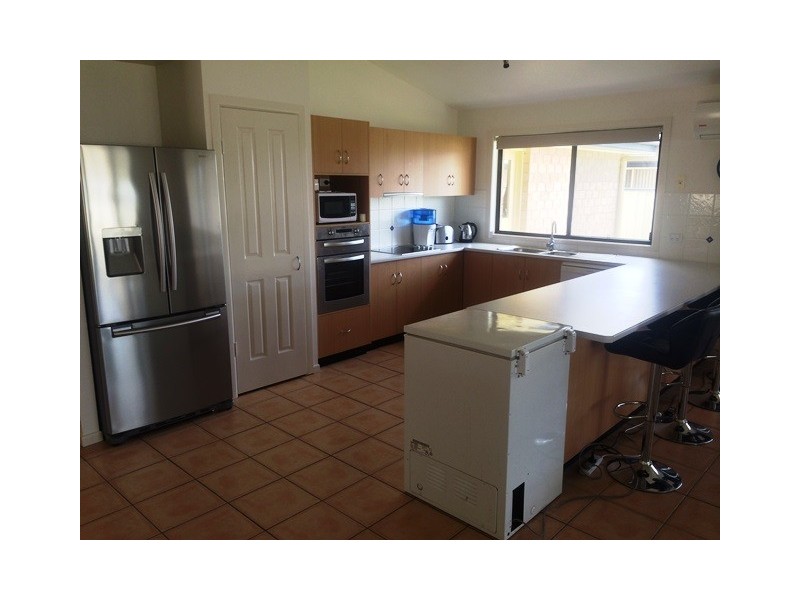 6 Mariposa Place, Cooloola Cove QLD 4580