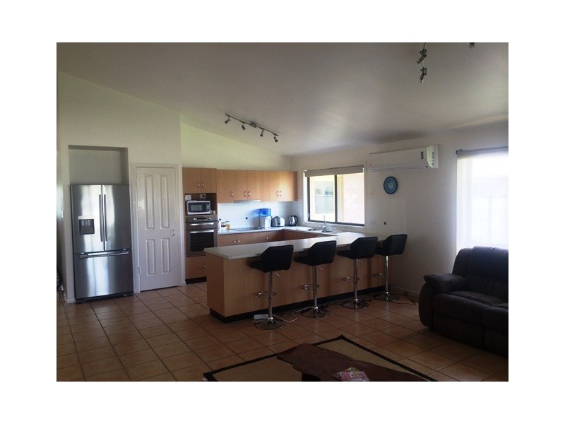 6 Mariposa Place, Cooloola Cove QLD 4580