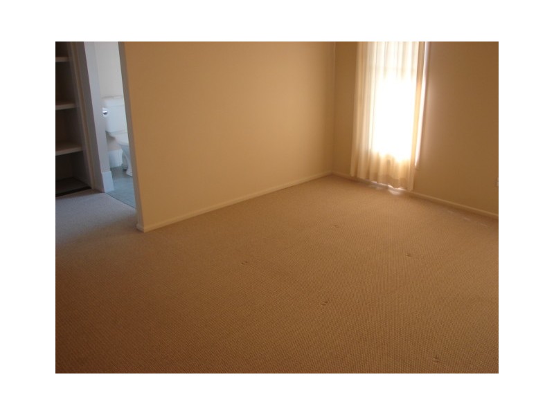 1 Capstan Court, Cooloola Cove QLD 4580