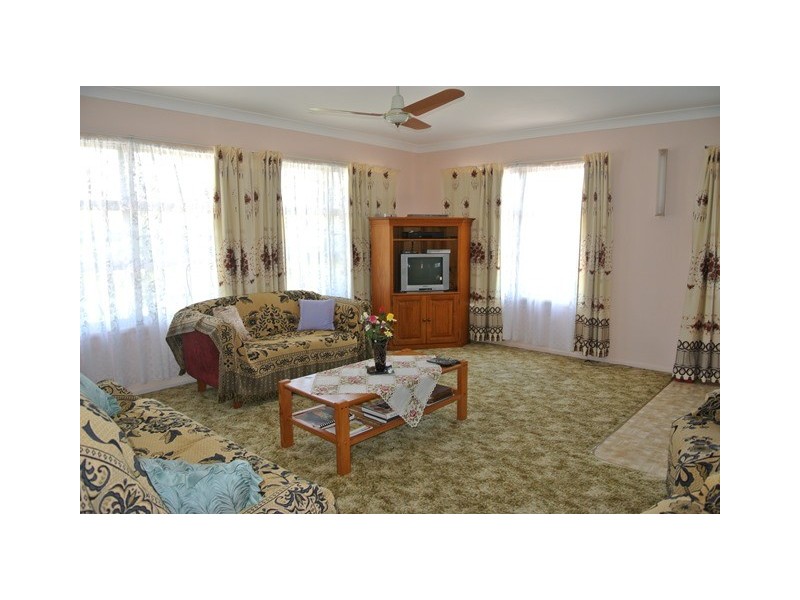 2 Anchovy Street, Tin Can Bay QLD 4580