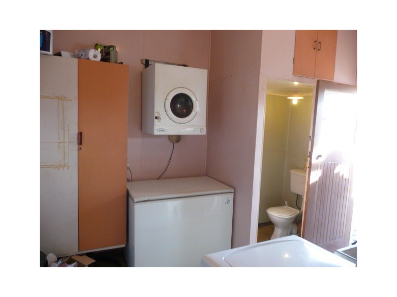 33 Tailor Street, Tin Can Bay QLD 4580