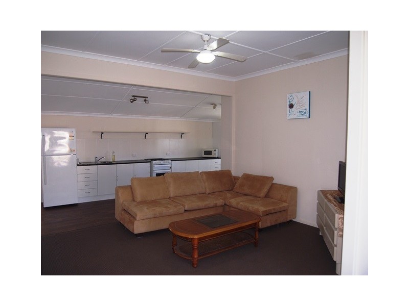 27 Tailor Street, Tin Can Bay QLD 4580