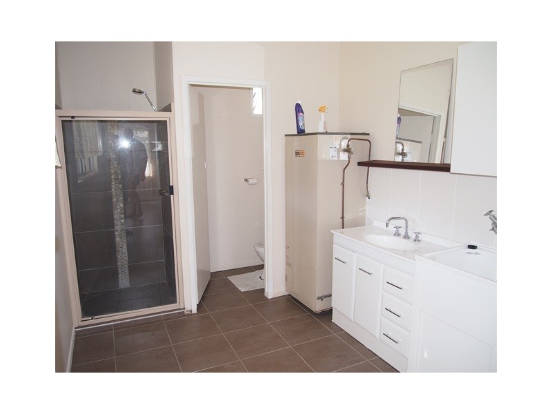 27 Tailor Street, Tin Can Bay QLD 4580