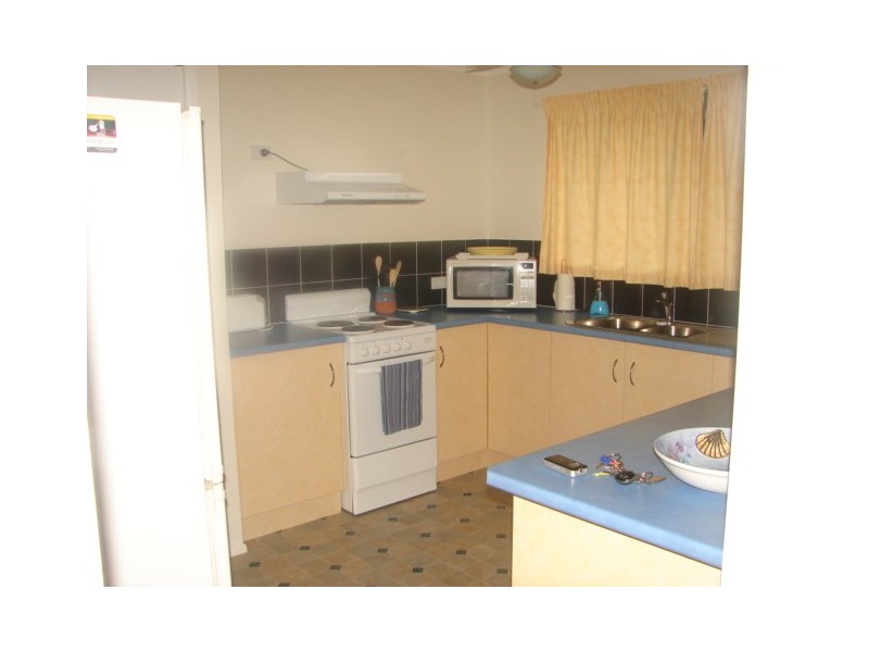 17 King Street, Tin Can Bay QLD 4580