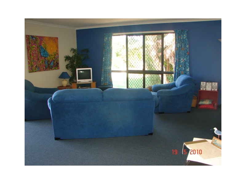 17 King Street, Tin Can Bay QLD 4580