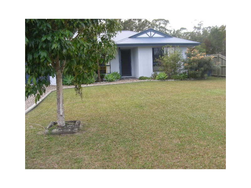 39 fyshburn Drive, Cooloola Cove QLD 4580