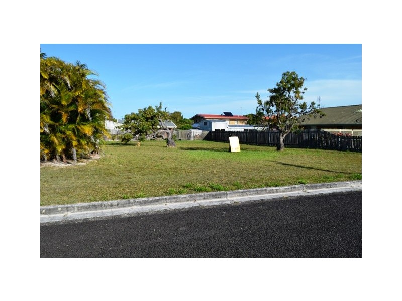 7 Threadfin Street, Tin Can Bay QLD 4580