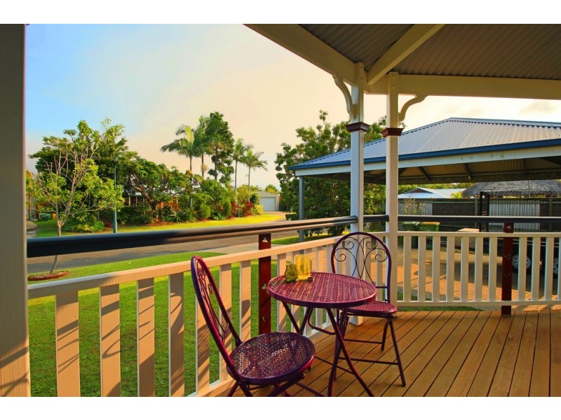 4 Kingfisher Court, Tin Can Bay QLD 4580