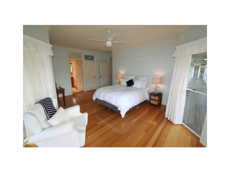 4 Kingfisher Court, Tin Can Bay QLD 4580