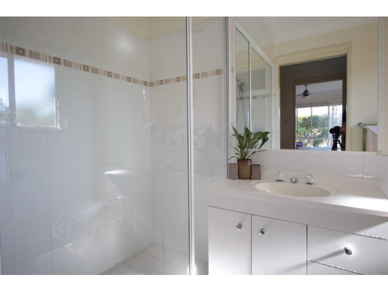 19 Marco Polo Drive, Cooloola Cove QLD 4580