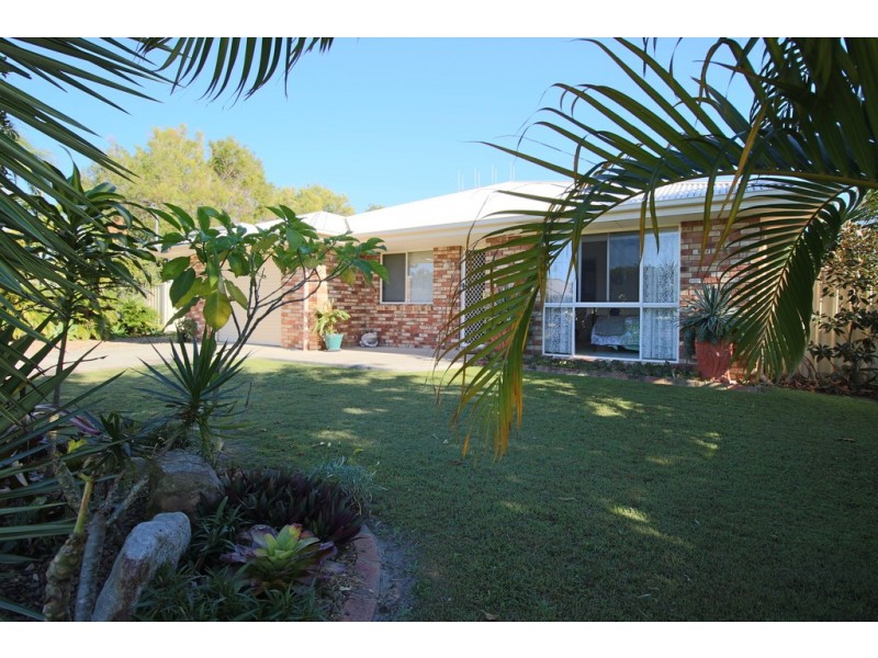 19 Marco Polo Drive, Cooloola Cove QLD 4580
