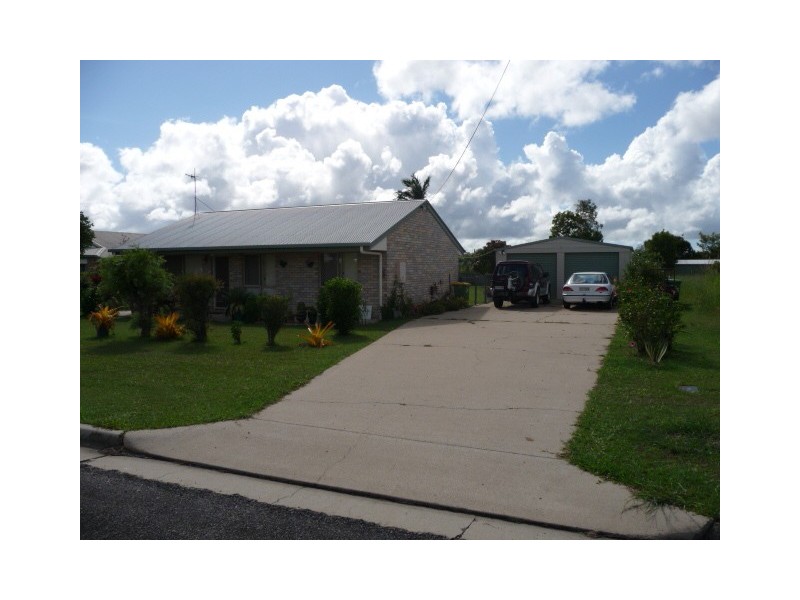 24 Marco Polo Dve, Cooloola Cove QLD 4580