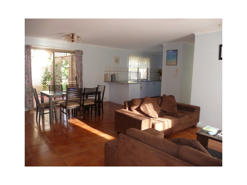 3 Skyring Place, Tin Can Bay QLD 4580