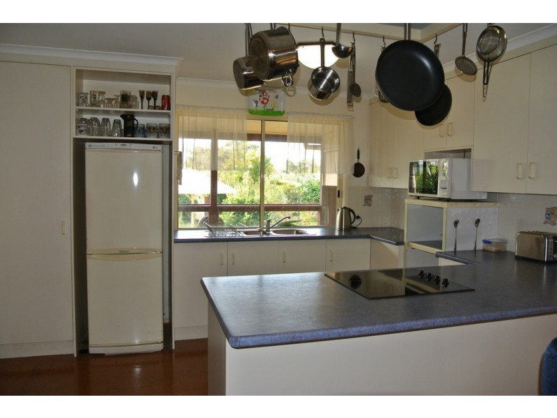 14 Mariposa Place, Cooloola Cove QLD 4580