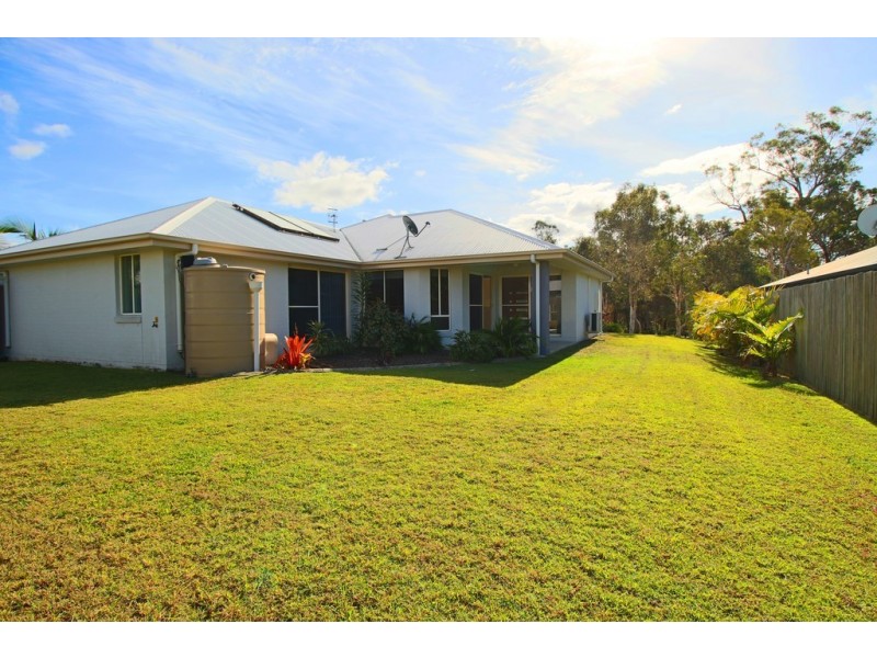12 Creekside Esplanade, Cooloola Cove QLD 4580