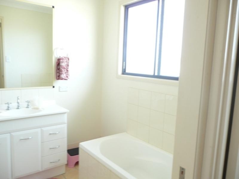39 Sterling Castle Drive, Tin Can Bay QLD 4580