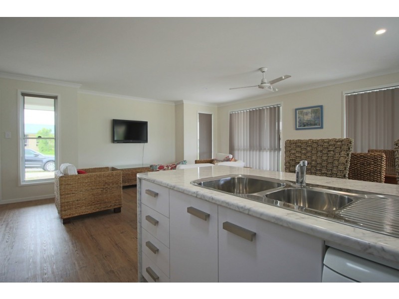 22 CALLISTEMON CRESCENT, Tin Can Bay QLD 4580