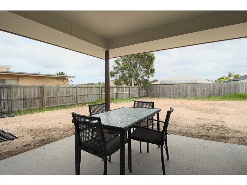 22 CALLISTEMON CRESCENT, Tin Can Bay QLD 4580
