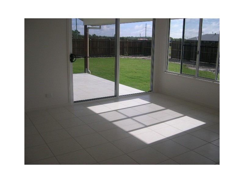 93 Fyshburn Drive, Cooloola Cove QLD 4580
