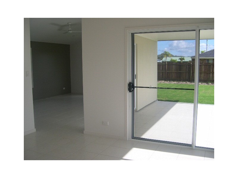 93 Fyshburn Drive, Cooloola Cove QLD 4580