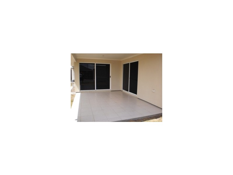 93 Fyshburn Drive, Cooloola Cove QLD 4580