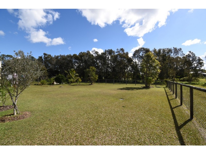 20 Regent Court, Cooloola Cove QLD 4580