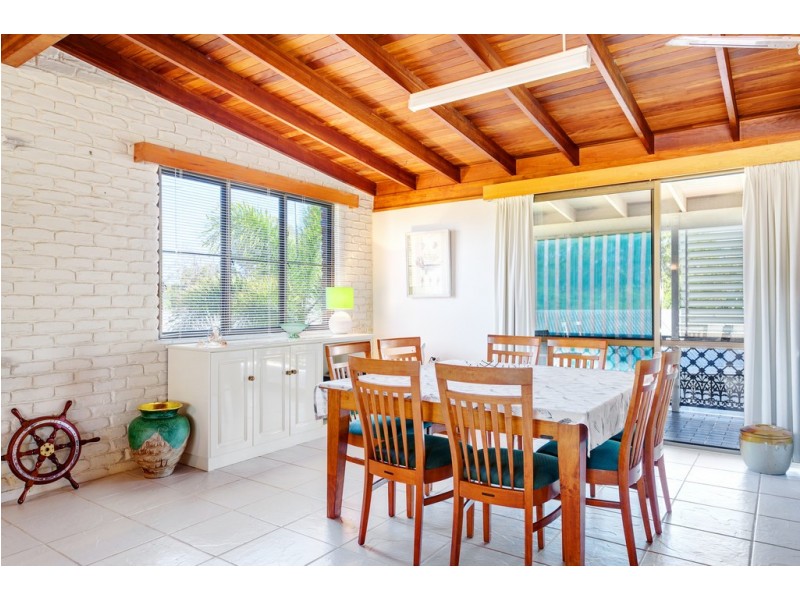 41 Marlin Way, Tin Can Bay QLD 4580