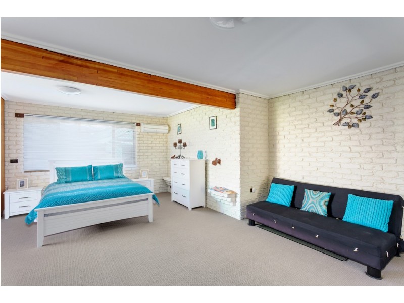 41 Marlin Way, Tin Can Bay QLD 4580