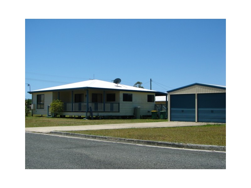 35 Nautilus Drive, Cooloola Cove QLD 4580