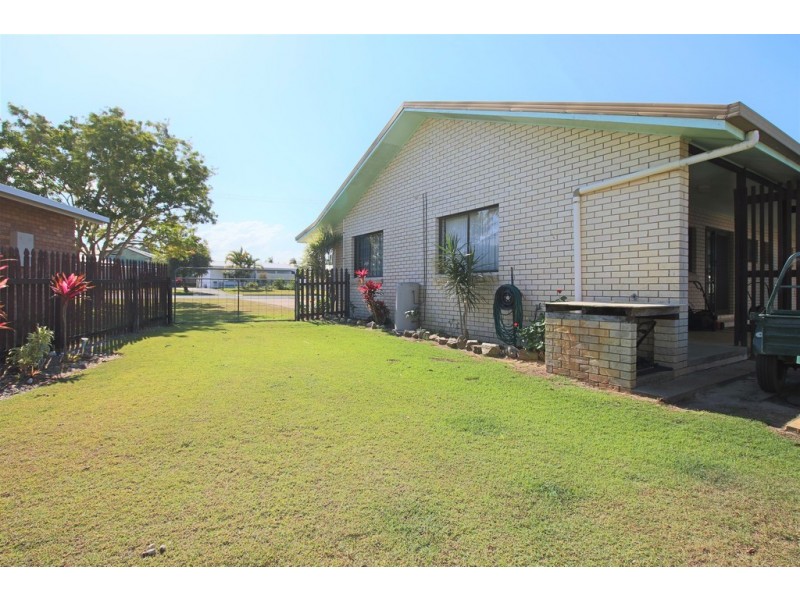 3 Teraglin Court, Tin Can Bay QLD 4580
